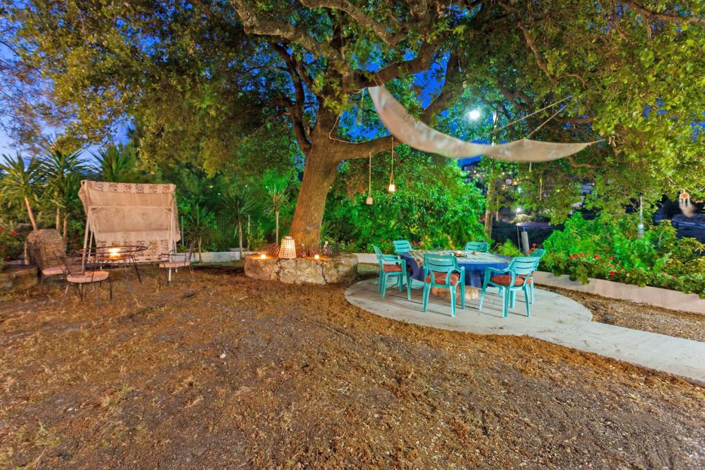 Leandros Private House Near Shipwreck Beach room 2